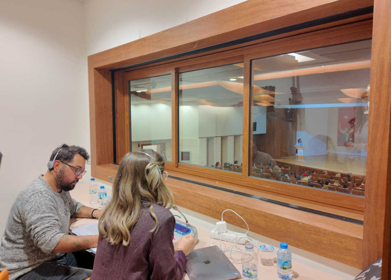 Tarihçi Prof. Dr. John Haldon Ziyareti ve Simultane Çeviri